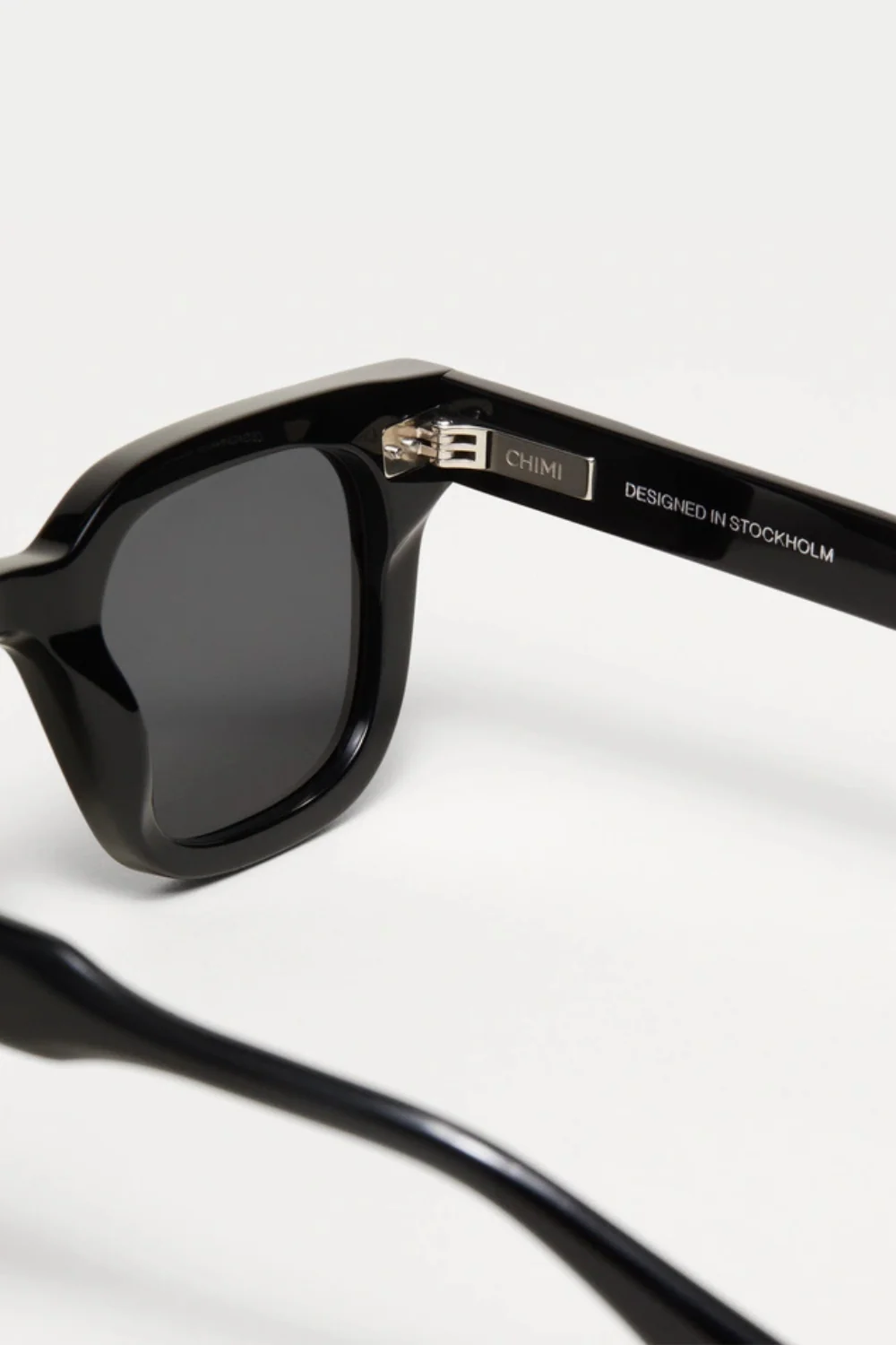 Chimi Sunglasses 04 - Image 4